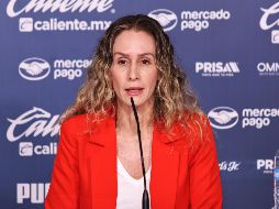 Nelly Simón, directora deportiva de Chivas femenil, durante la presentación de Antonio Contreras, como nuevo director técnico. IMAGO7