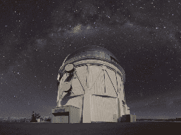 Desde principiantes hasta astrónomos experimentados, todos tendrán la oportunidad de disfrutar de estos eventos. EFE / ARCHIVO