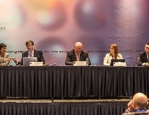 Expertos dialogaron sobre el uso ético de la Inteligencia Artificial y la influencia de las redes sociales en la vida contemporánea. EL INFORMADOR / A. Navarro