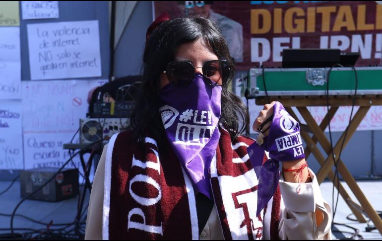 Colectivas se manifestaron afuera del Reclusorio Oriente en apoyo a las víctimas. SUN/F. Rojas.