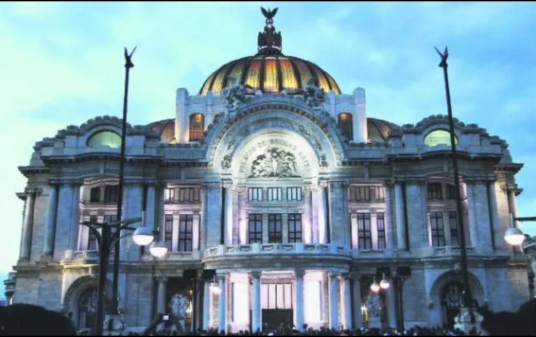 Con sus puertas abiertas al mundo, el Palacio de Bellas Artes continúa siendo un símbolo de orgullo y una joya del patrimonio mexicano. NTX / P. Sánchez