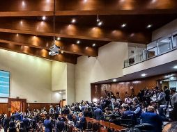 El evento se encuentra en una pausa debido a que las bancadas pidieron que el gobernador Lemus esté presente. EL INFORMADOR / A. Navarro