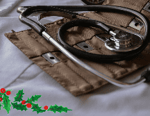 Aunque la temporada navideña está llena de alegrías y celebraciones, también trae consigo riesgos para la salud física y emocional. UNSPLASH / M. Leal