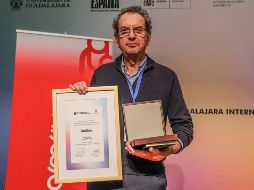 El arquitecto y catedrático español Iñaki Ábalos recibe el homenaje ArpaFIL 2024 durante la FIL Guadalajara. EL INFORMADOR/A. Navarro