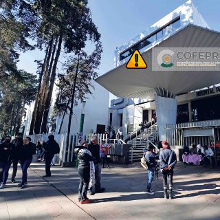 Cofepris suspende a empresa por bacteria que causó brote en hospitales