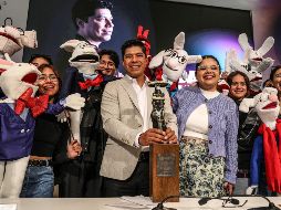 Ante un nutrido público con marionetas de conejos a la vista, el cartonista y periodista gráfico se mostró conmovido durante su discurso. EL INFORMADOR/A.NAVARRO