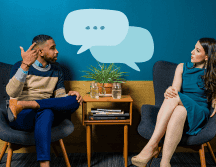 Guadalajara, al ser un centro económico, educativo y turístico, también atrae a comunidades internacionales que aportan sus propias lenguas. Pexelx / Canva