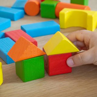 Consejos para comprar juguetes para bebés y niños pequeños