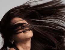 La salud capilar es importante como cualquier otra, sin embargo es la que en muchas ocasiones se puede dejar de lado, ya sea por falta de tiempo de cuidado. PEXELS/Jean Gc