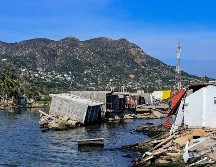Así se ve aún una zona afectada por el paso de los huracanes John y Otis, en el balneario de Acapulco, Guerrero (México). EFE/ D. Guzmán