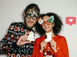 Diferentes tiendas, bazares y mercados muestran prendas creativas que son perfectas para vestirnos y para regalar según el estilo de cada uno.ESPECIAL/Pexels y Canva