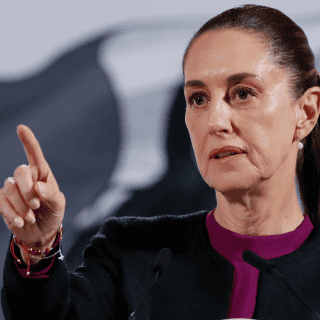 Sheinbaum reacciona ante nominado de Trump como próximo embajador de EU