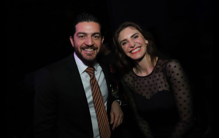 Xavier Iturbide y Ximena Mía Gómez. GENTE BIEN JALISCO / C. Jimeno