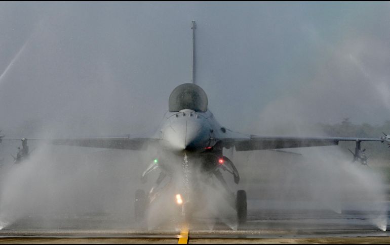 Más de 70 aeronaves y buques chinos abarcaron la isla de Taiwán por todas las direcciones, difundieron este miércoles fuentes oficiales taiwanesas. AFP/ARCHIVO