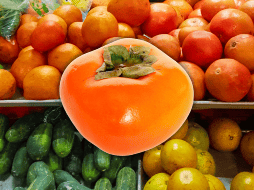 Gracias a su alto contenido de fibra soluble, el caqui ayuda a regular el tránsito intestinal, combatiendo el estreñimiento y mejorando la salud de la flora intestinal. EL I NFORMADOR / ARCHIVO