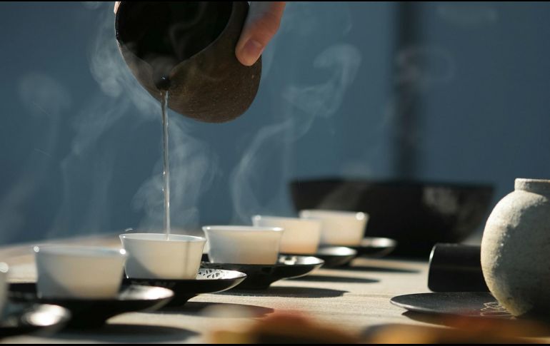 A pesar de los beneficios de estos tés, es importante consumirlo de una manera que ayude a regular el azúcar en la sangre. ESPECIAL/ Foto de 五玄土 ORIENTO en Unsplash