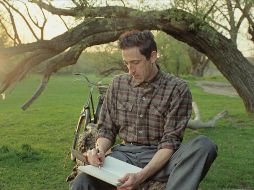 El actor Adrien Brody en una escena de la cinta “El Brutalista”. CORTESÍA