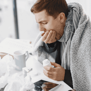 Cómo distinguir entre los síntomas de una gripe, resfriado y rinitis