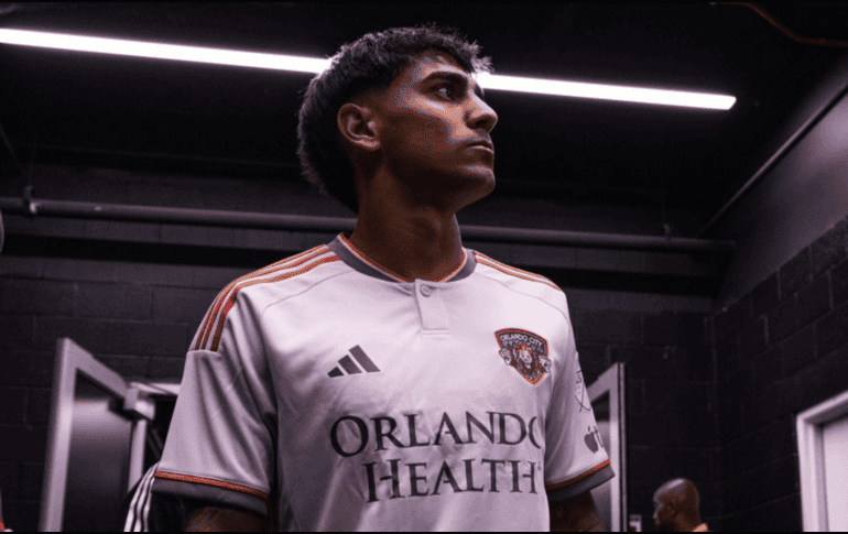 Facundo Torres, futbolista del Orlando City, estaría por llegar a Cruz Azul. X / @facutorresss y @OrlandoCitySC