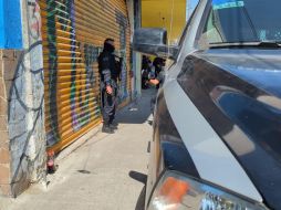 Al verificar el lugar, se observaron varias motocicletas desmanteladas al interior, por lo que el inmueble fue asegurado. CORTESÍA