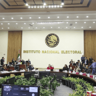 INE aprueba requisitos para creación de nuevos partidos