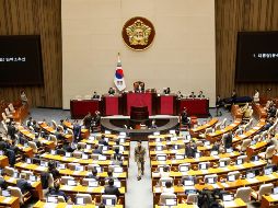 El Parlamento surcoreano ha votado a favor de la destitución de Yoon Suk-yeol como presidente del país. EFE / EPA / WOOHAE CHO / POOL
