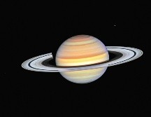 Se sabe que Saturno alberga siete anillos compuestos por innumerables trozos de hielo. UNSPLASH / NASA