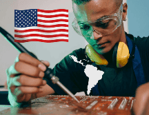 Industrias electrónicas y de tecnología buscan mano de obra no sólo en EU sino también en Latinoamérica. PEXELS/M. Nilov
