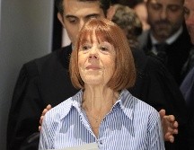 La víctima leyó una breve declaración ante los medios. EFE/G. HORCAJUELO