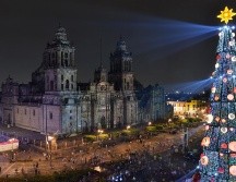Durante el solsticio de invierno del hemisferio norte, la mitad superior de la Tierra está inclinada lejos del Sol, creando el día más corto y la noche más larga del año. ESPECIAL / CANVA