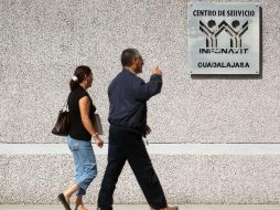 Durante la extensión de horario de operación, las personas que acudan a las oficinas del Instituto podrán realizar otros trámites y consultas ante el Infonavit. EL INFORMADOR/ ARCHIVO