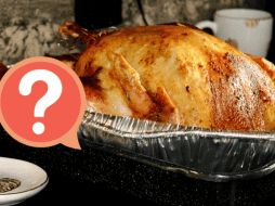 Cuando se trata de preparar un pavo, la clave no está en el lavado, sino en la cocción adecuada y en mantener una cocina limpia y desinfectada. CANVA