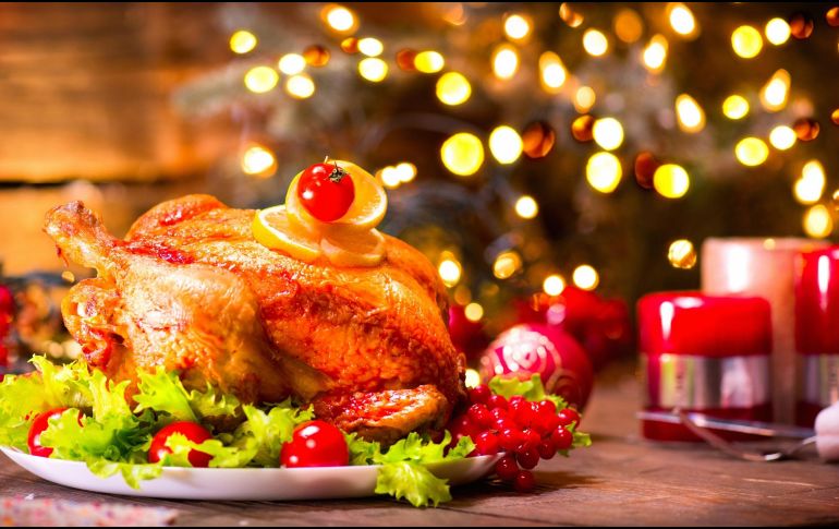 Al ser considerado un alimento exótico y de alta calidad, el consumo de pavo se popularizó entre las clases altas y en celebraciones especiales. ESPECIAL / CANVA