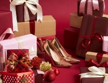 Accesorios, ropa y zapatos son excelentes detalles para expresar tu cariño a amigos y familiares. ESPECIAL / CANVA