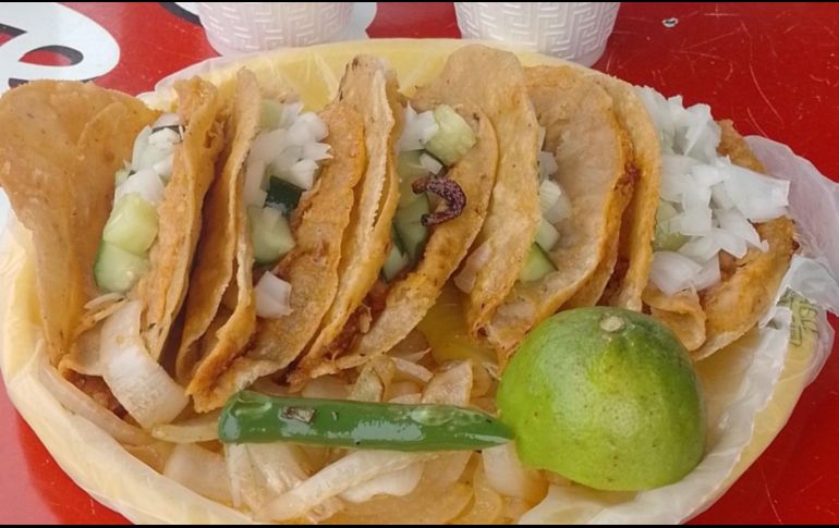 Digno lugar de manjares callejeros. FACEBOOK/Tacos-El-Güero-y-Jr