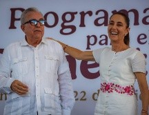 Durante su discurso, el gobernador de Sinaloa aprovechó para dar bienvenida a Sinaloa a Claudia Sheinbaum y exaltó a la mandataria a quien definió como 
