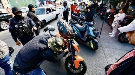 Se intensificó el operativo iniciado el jueves contra la circulación irregular de motociclistas. ESPECIAL