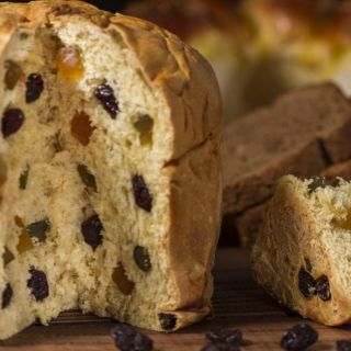 ¿Cuántas calorías tiene el pan panettone?