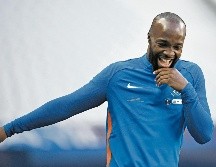 A Lassana Diarra se le reclamó dinero por terminar su contrato con un club. AFP