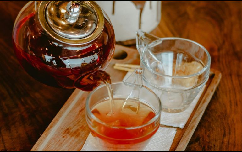 Esta bebida aporta vitamina C, lo que incrementa las defensas del organismo en temporada de frío. Unsplash