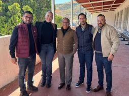 Héctor Raúl Pérez Gómez, Secretario de Salud de Jalisco; Wendy Limón, Presidenta municipal de Yahualica de González Gallo; y Sergio Quintero, Coordinador de Salud municipal, van por resolver el desabasto de medicamentos y la falta de infraestructura del Hospital Regional. CORTESÍA.