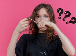 Un corte de cabello es una forma que nos ayuda a afrontar una mala época a nivel emocional.ESPECIAL/Freepik y Canva