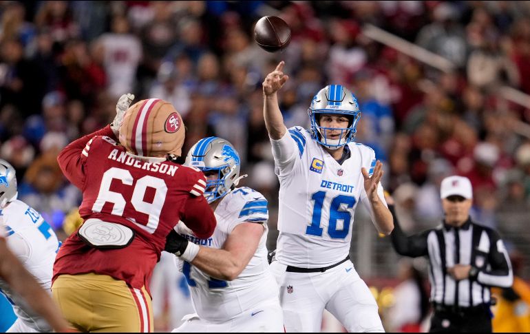 Jared Goff lanzó para 303 yardas con tres pases de anotación sin intercepciones. AP/G. Vásquez