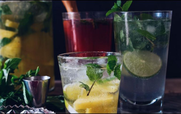 Bacardí hizo un estudio a sobre las tendencias en coctelería para 2025. Unsplash.