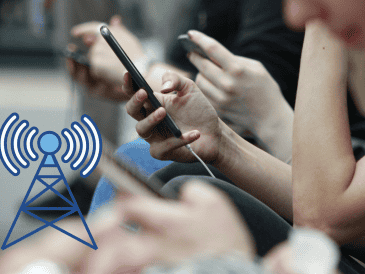 Siguiendo estas recomendaciones, podrás optimizar el consumo de internet móvil y evitar sorpresas en tu factura. Unsplash / Canva