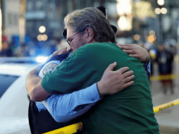 Al menos 15 personas murieron después de que un vehículo atropellara a la multitud en Nueva Orleans, en Bourbon Street, en el llamado Barrio Francés, a primeras horas de este miércoles. AP
