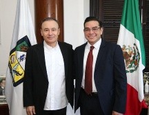 El gobernador de Sonora quien publicó en sus redes sociales una fotografía del acto protocolario. X/AlfonsoDurazo