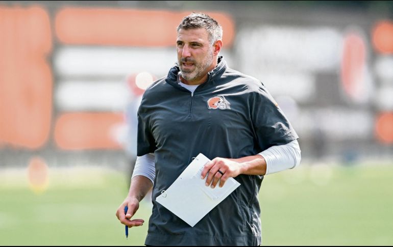 Mike Vrabel tuvo conversaciones ayer para convertirse en entrenador en jefe de los Jets. AFP/N. Cammett