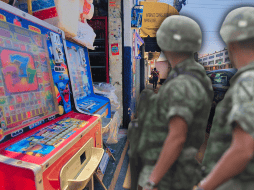 Las autoridades de seguridad y del Ejército que acudieron al sitio encontraron el cuerpo de una persona del sexo masculino tirado, dentro del minicasino clandestino, con varias heridas de bala. EL INFORMADOR / ARCHIVO