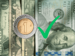 La caída del dólar se ha vinculado a un anuncio realizado por los asesores del presidente electo de Estados Unidos, Donald Trump. Unsplash / Canva